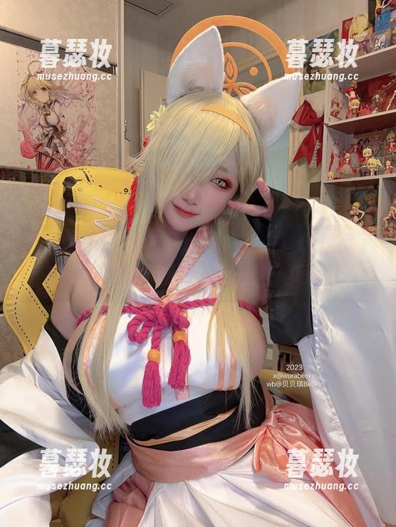 贝贝琪Becky 贝贝琪Becky白色图集:真白!像是藏了500斤奶油,分享时别忘夸她可爱!