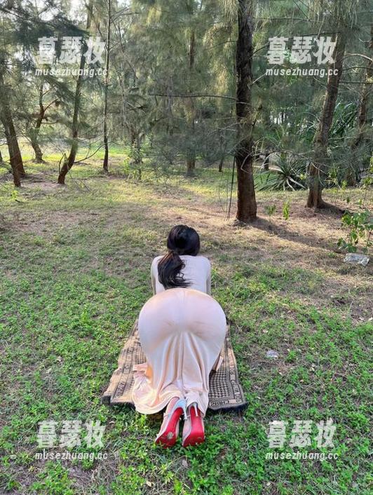 迷人的五姨太 微密圈 - 迷人的五姨太与定制浴缸的亲密接触,让写真多点戏水的味道!