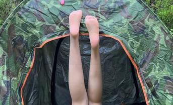 微密圈 - 写真调调，迷人的五姨太和女孩们的日常互动。