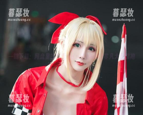 一键下载：网盘里的雅祈masaki与她的非凡大凤旗袍