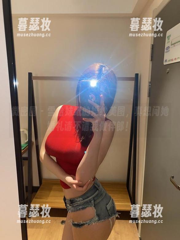 雪怡妹纸 微密圈 - 雪怡妹纸的婚纱美图,真想问她婚礼请不请我做伴郎!