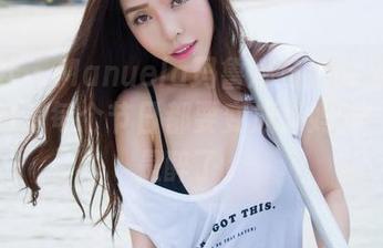 魅妍社 - Manuela玛鲁娜与她的圣诞分享，难道每个节日都要变成辣妈吗？我也是醉了。